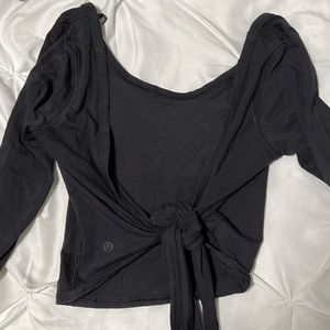 It’s a tie long sleeve